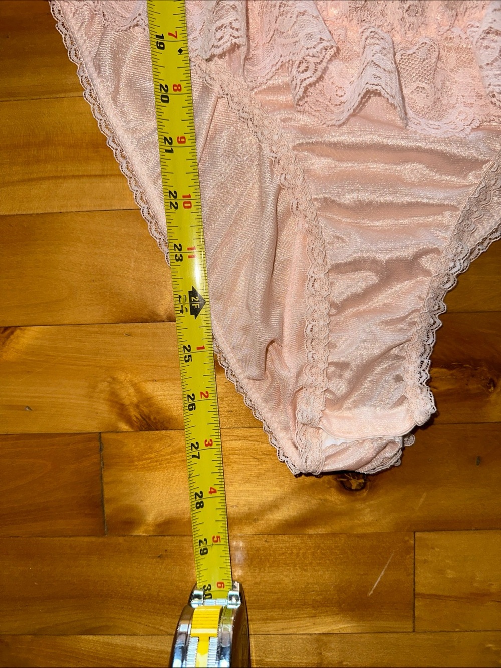 Vintage 80s Lace Teddy Bodysuit Womens M Blush Pink Snap Crotch USA Made - Picture 12 of 12